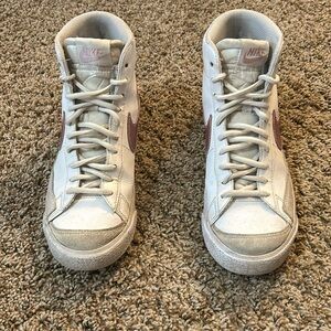 Nike Blazers 5Y (6.5 Womens)